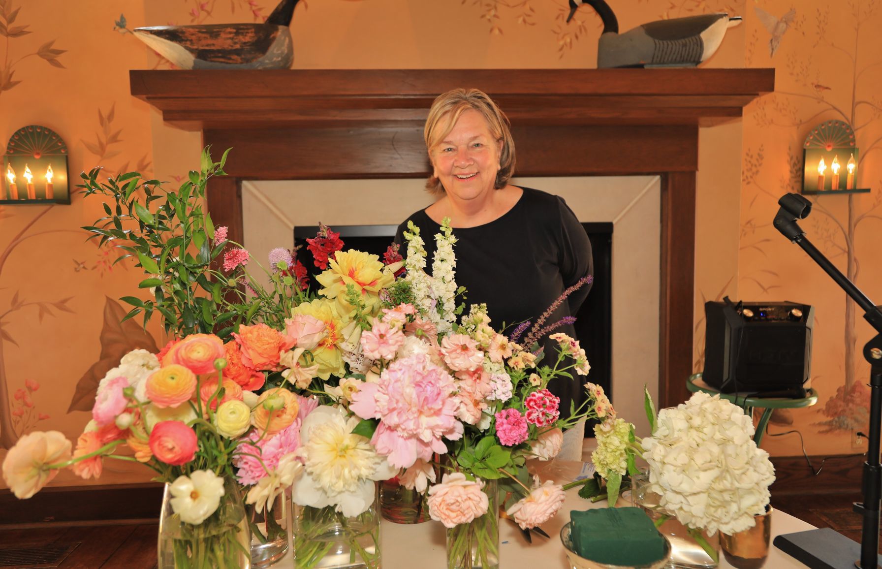 Speaker Barb Wehking with Bloomin Buckets